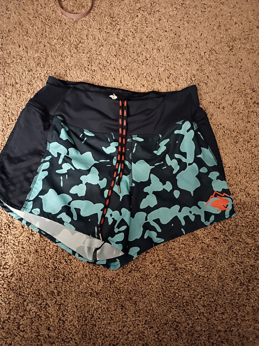 Rabbit Women’s Teal Camo Active Shorts with Contrast Waistband